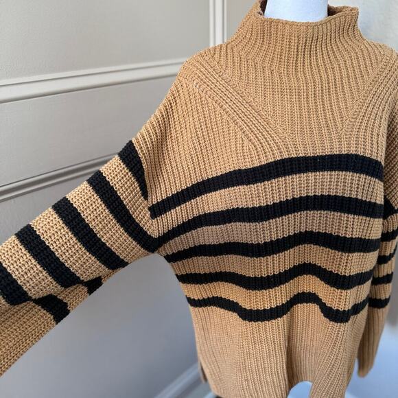 Old Navy Cozy Mock-Neck Tunic Sweater Tan and Black Size Large -K0191 - Picture 2 of 6
